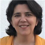 profesora de matemáticas con mucha experiencia